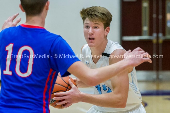 Jersey's Blake Wittman on court against Carlinville.