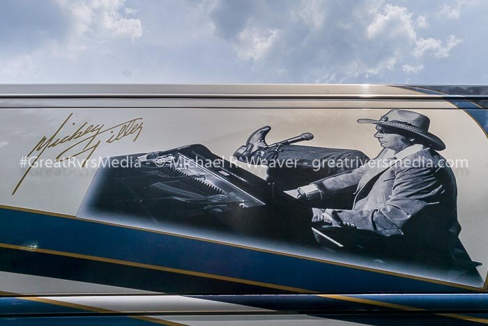 Mickey Gilley bus graphic