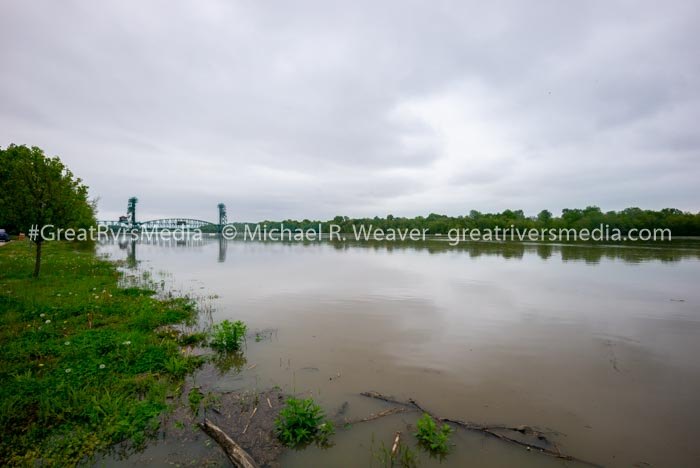 Water Water Everywhere - Nutwood Levee Overtop Possible