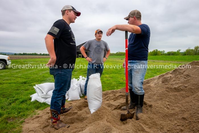 Water Water Everywhere - Nutwood Levee Overtop Possible