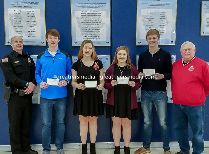 The D.AR.E. scholarship winners from Jersey this year are shown. Shown are D.A.R.E. officer Rich Portwood, Blake Wittman, Caitlin King, Taylor Young, Alec Fry and board member Bob Jones.
