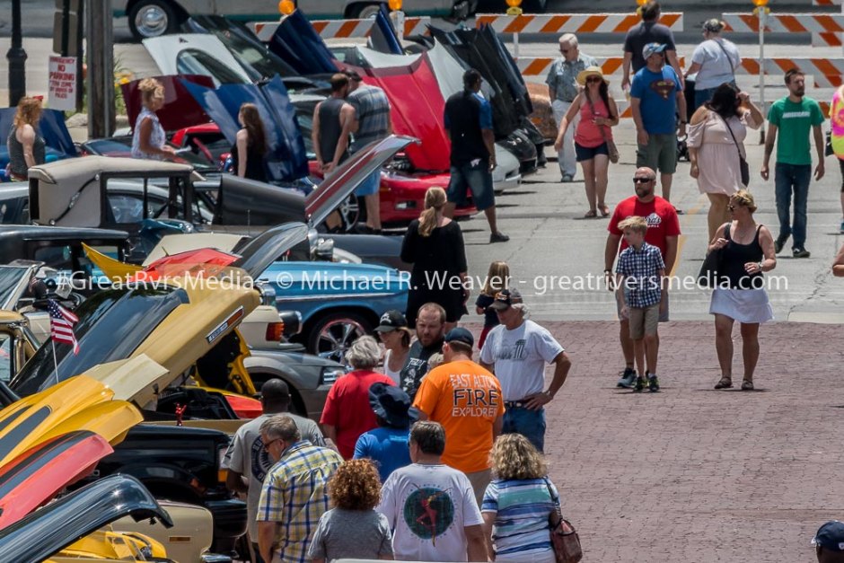 Car Show Brings Thousands