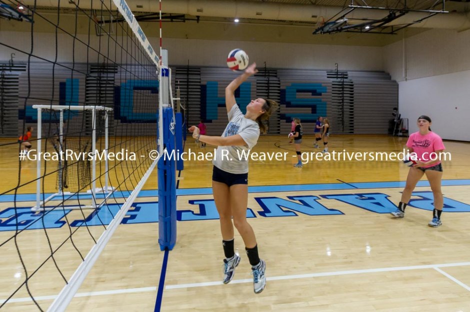 Jersey Volleyball Looks Forward To A Strong Season Jersey Volleyball Looks Forward To A Strong Season